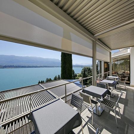 Hotel Ombremont Jean-Pierre Jacob เลอบูร์เฌ-ดู-ลัค ภายนอก รูปภาพ