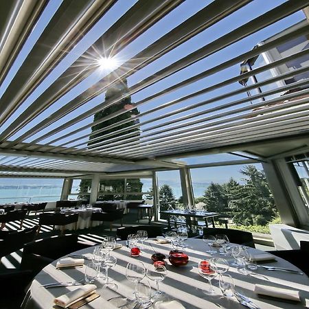 Hotel Ombremont Jean-Pierre Jacob เลอบูร์เฌ-ดู-ลัค ภายนอก รูปภาพ